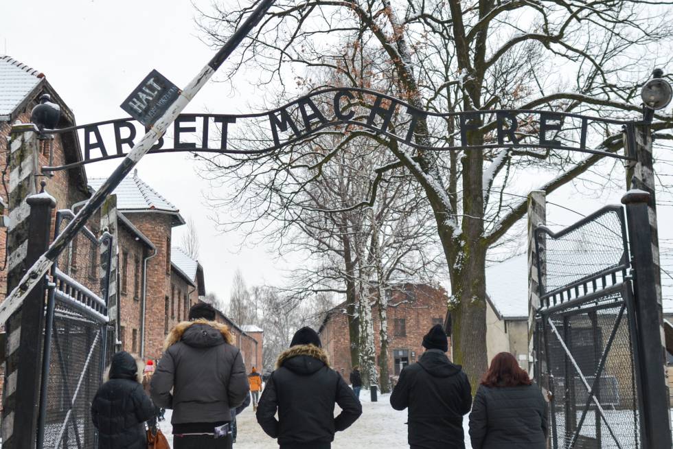 Main gate of the Auschwitz death camp (Poland).
