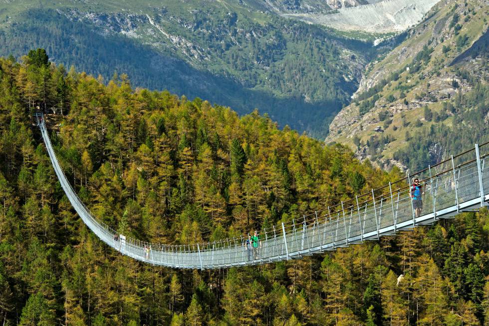 Fotos: De los Alpes a Mostar: los 20 puentes más asombrosos de Europa, imágenes | El Viajero | EL PAÍS