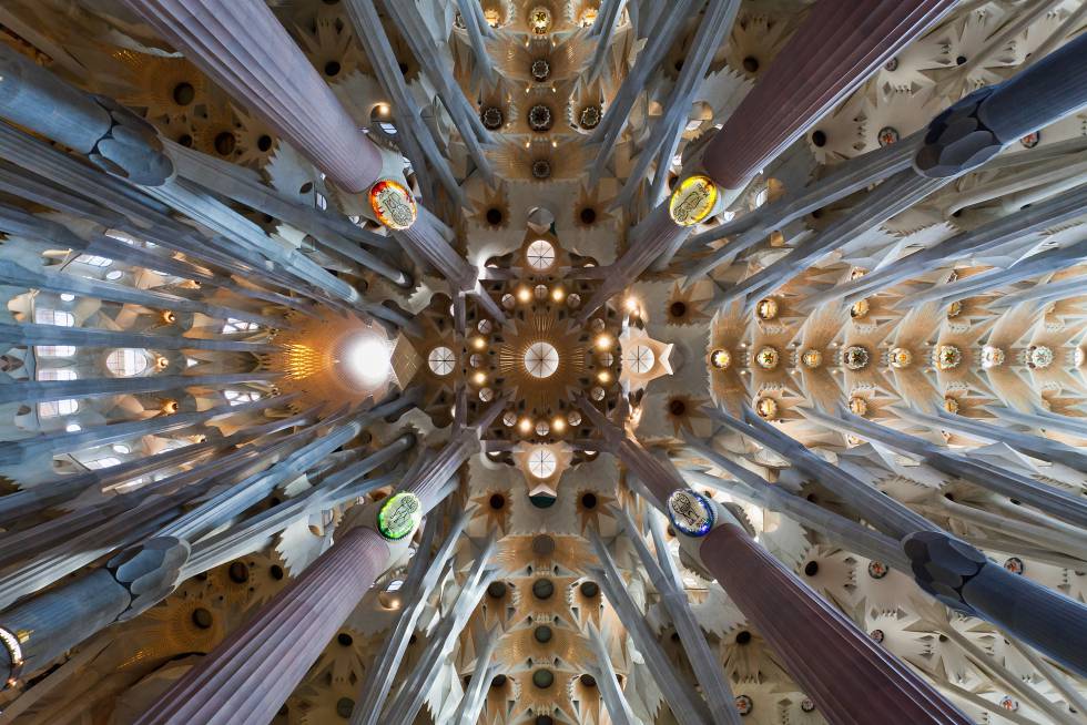 Detalle del texto de la Sagrada Familia (Barcelona.