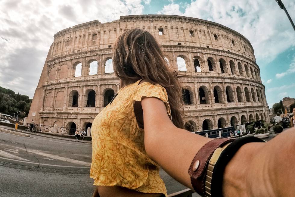 Un ‘selfie’ frente al Coliseo de Roma.