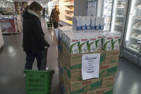 Cartel de bienvenida a la presidenta, en Calafate, Santa Cruz