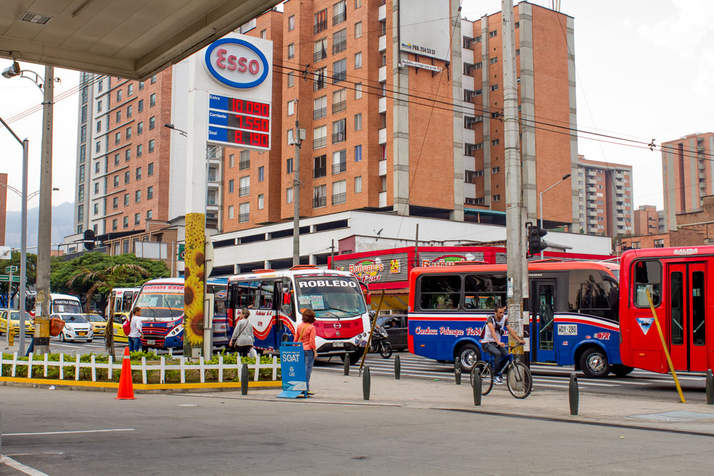 Tráfico rodado, autobuses, coches, motos...
