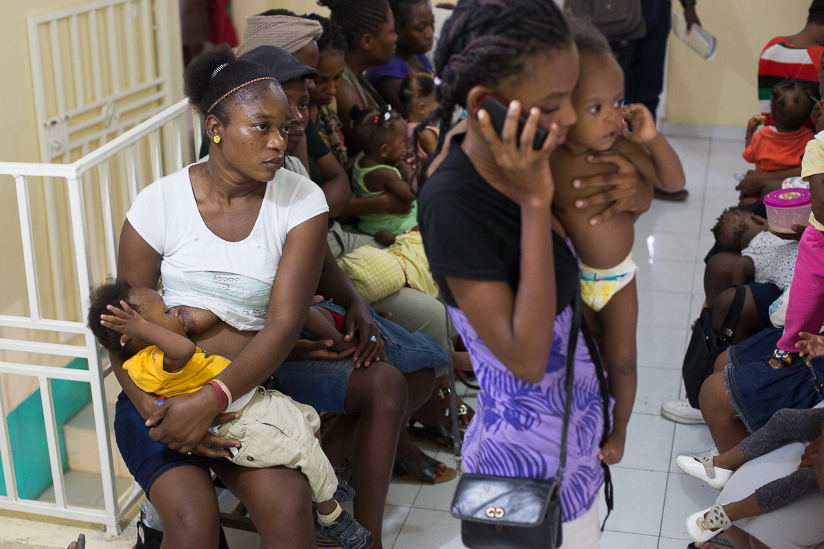 La mayoría de las madres que acuden al centro lo hacen animadas por los agentes comunitarios