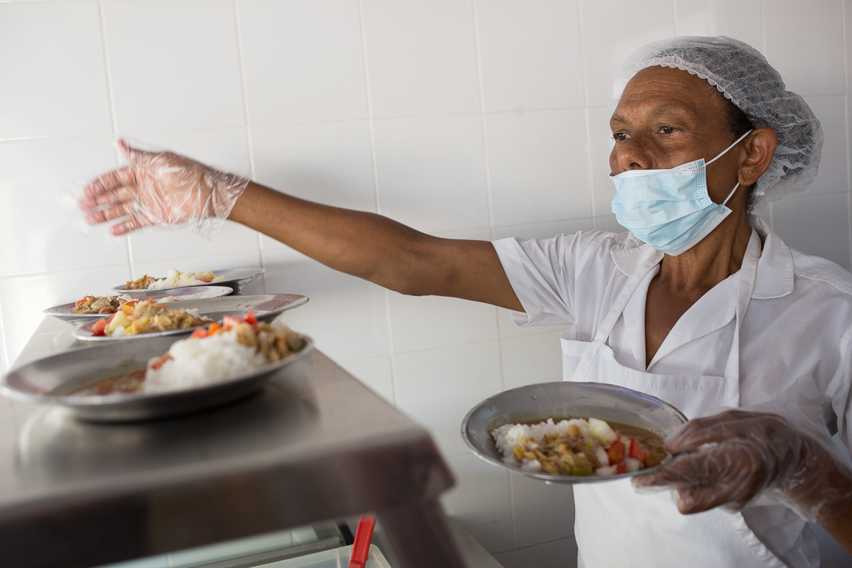 También se insiste a los niños en la necesidad de llevar una dieta variada y probar distintos alimentos