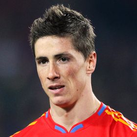 JOHANNESBURG, SOUTH AFRICA - JUNE 21:  Fernando Torres of Spain walks off the pitch after being substituted during the 2010 FIFA World Cup South Africa Group H match between Spain and Honduras at Ellis Park Stadium on June 21, 2010 in Johannesburg, South Africa.  (Photo by Ezra Shaw/Getty Images)