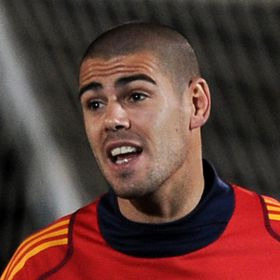 POTCHEFSTROOM, SOUTH AFRICA - JULY 04:  Goalkeeper Victor Valdes of Spain reacts during a training session, ahead of their World Cup 2010 Semi-Final match against Germany, on July 4, 2010 in Potchefstroom, South Africa.  (Photo by Jasper Juinen/Getty Images)