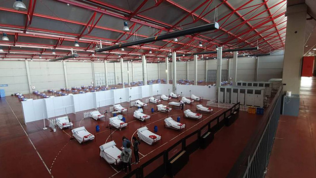 Hospital de campaña en el recinto ferial de Aranda de Duero diseñado por Sacristán