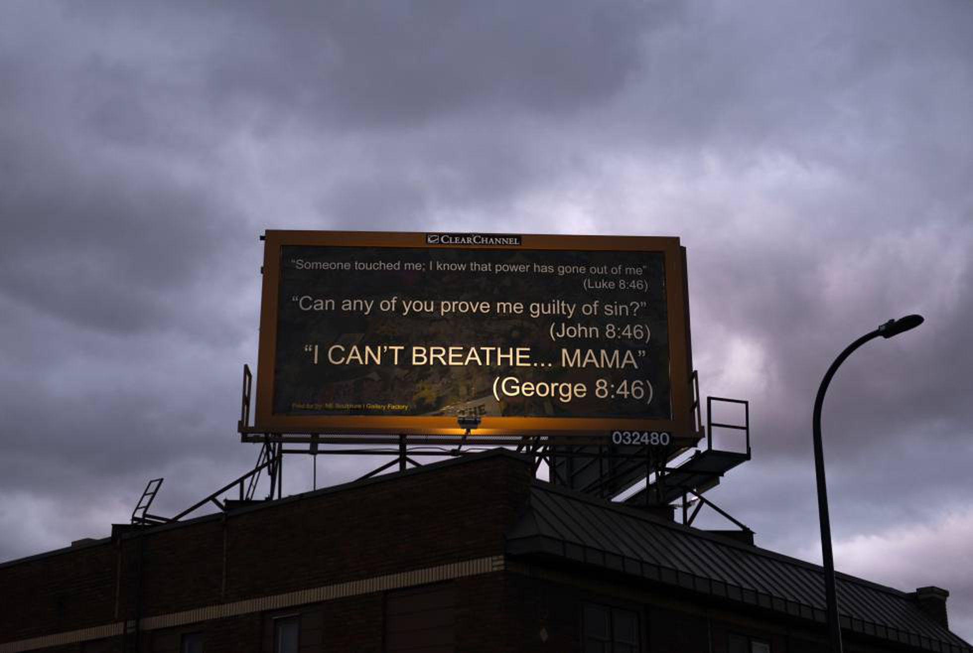 Un cartel en recuerdo de George Floyd en Minneapolis.