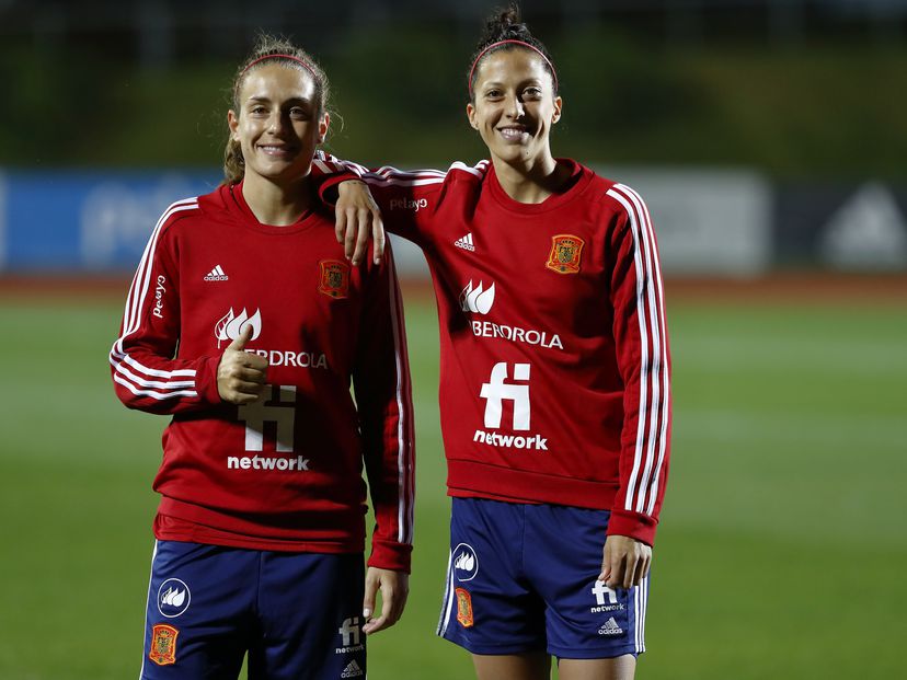 Alexia Putellas (izquierda) y Jenni Hermoso, esta semana en Las Rozas en un entrenamiento con la selección.