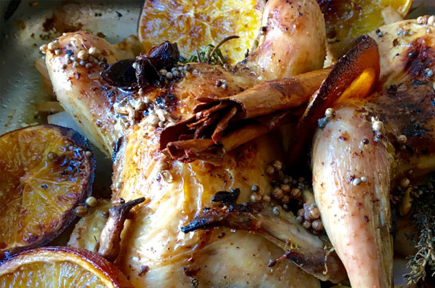 Picantones navideños con cítricos y especias