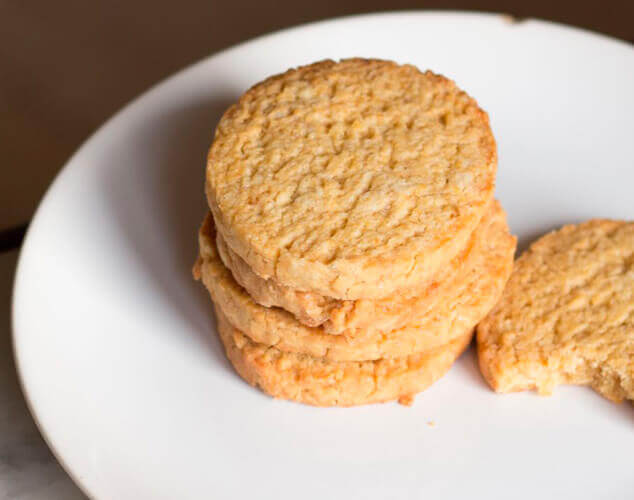 Galletas de jengibre, cardamomo y mantequilla