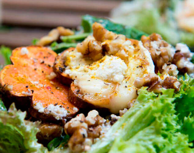 Ensalada de boniato y gorgonzola