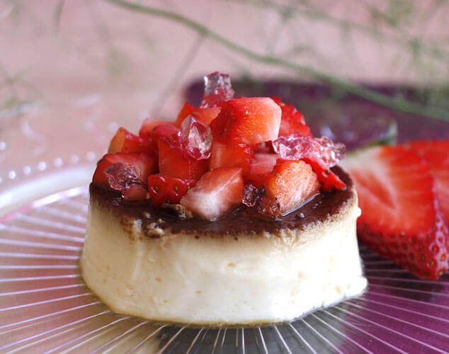 Flan de yogur y frutos rojos