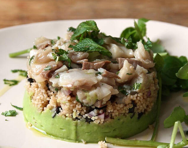 Tartar de caballa, aguacate y menta