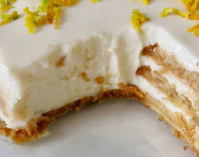 Tarta sin horno de limón y galletas