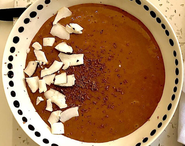 Natillas de caqui, yogur y cacao