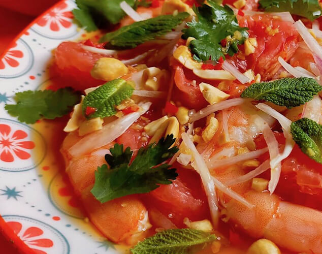 Ensalada de langostinos y pomelo