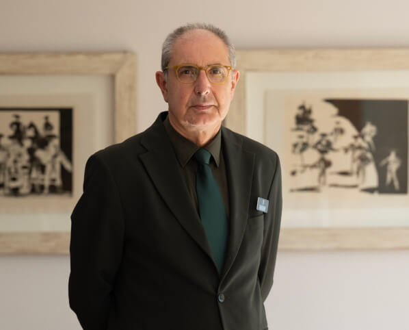 Carlos Teruel , jefe de recepción