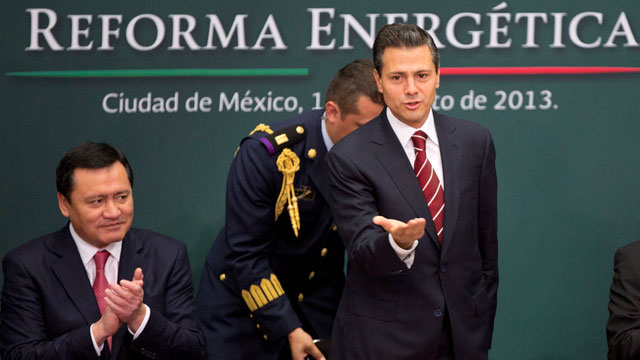Peña Nieto quiere abrir el sector energético de México al capital privado