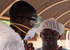A viagem mortal do ebola para o Mali com uma menina e sua avó