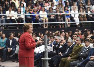 Una nueva Bachelet, de la moderación a la decisión