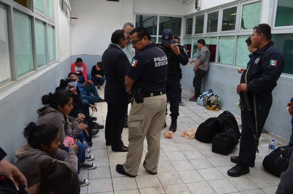 Migrantes centroamericanos interceptados en México camino a EE UUrn 