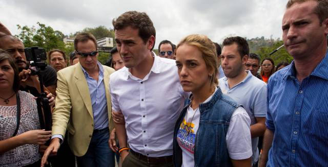 Albert Rivera with Lilian Tintori, wife of dissident Leopoldo López.