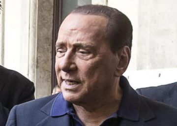 Silvio Berlusconi, ingresado en Milán por un problema en el corazón