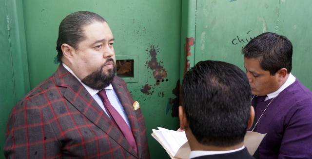 'Lord RollsRoyce', a su entrada al penal.