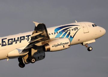 Encuentran la caja negra del avión de Egyptair siniestrado en el Mediterráneo