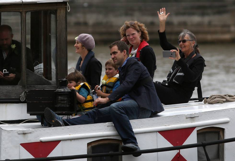 Partidarios del ‘Brexit’ y la permanencia luchan voto a voto a horas de la consulta