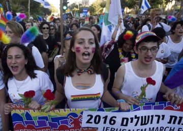 Desfile anual del Orgullo Gay en Jerusal&eacute;n (Israel), este jueves.  