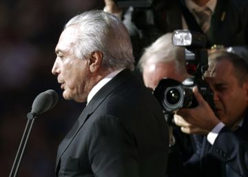 El presidente brasile&ntilde;o en funciones, Michel Temer, delcara los Juegos de R&iacute;o de Janeiro inaugurados entre abucheos