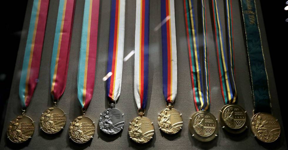 Nueve de las 10 medallas olímipicas de Carl Lewis.