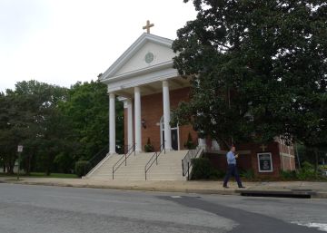 En misa con Tim Kaine