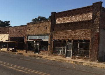 La memoria muerta de la matanza racista