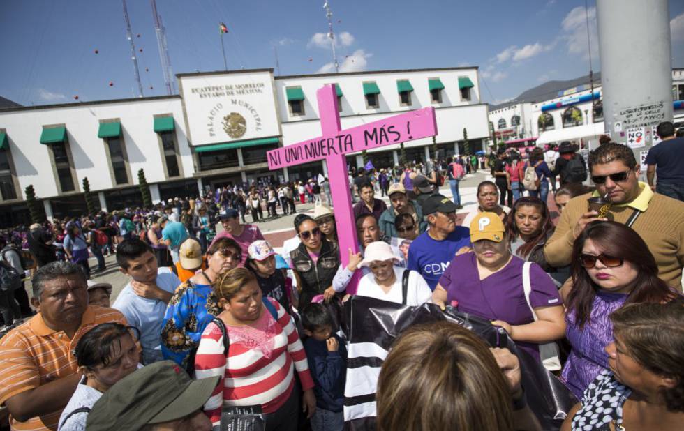 ManifestaciÃ³n contra los feminicidios en el Estado de MÃ©xico.