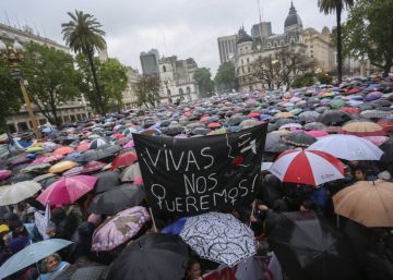Miles de personas participaron en la marcha del 'Mi&eacute;rcoles negro' hace dos semanas.