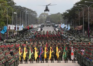Acto de salutaci&oacute;n de fin de a&ntilde;o de la Fuerza Armada Nacional Bolivariana, el 28 de diciembre de 2016