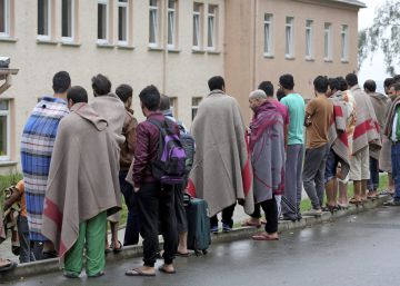 El desplome en la llegada de refugiados refuerza a Merkel antes de las elecciones El desplome en la llegada de refugiados refuerza a Merkel antes de las elecciones