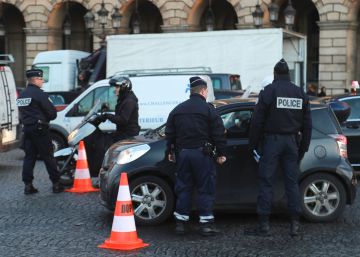 París restringirá aún más el tráfico en sus grandes avenidas París restringirá aún más el tráfico en sus grandes avenidas