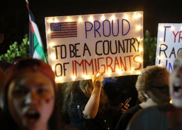 Las protestas siguen a Trump hasta su mansión