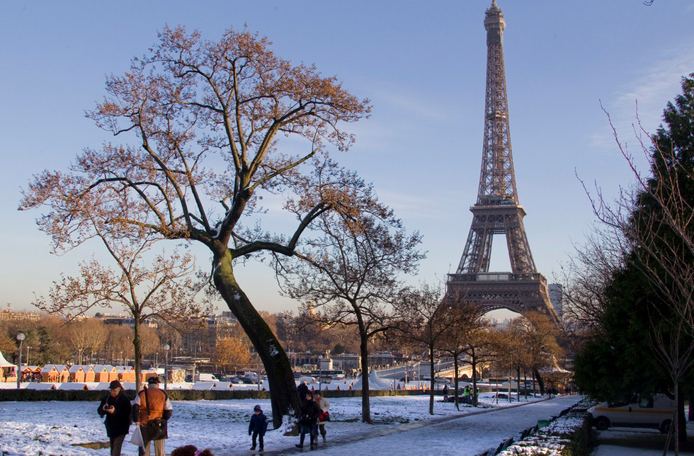 Featured image of post Imagenes Torre Eiffel Paris Famosa torre eiffel con rbol de primavera par s francia