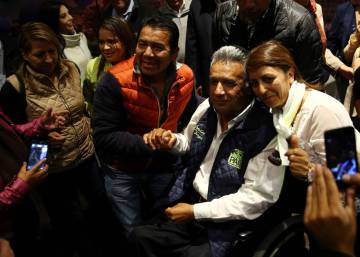 El candidato oficialista que busca desmarcarse de Correa