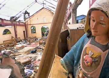 Las víctimas cierran el duelo de la peor matanza de la guerra con las FARC en Colombia