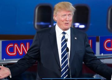 Trump rebautiza al canal CNN como “canal de noticias falsas”