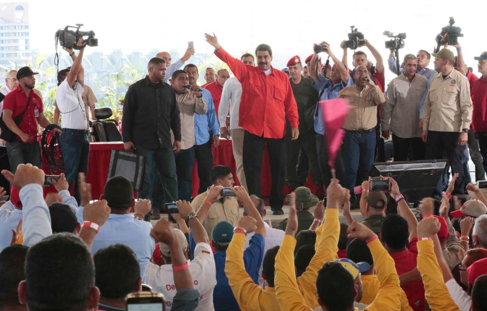 Maduro, en un encuentro con trabajadores públicos