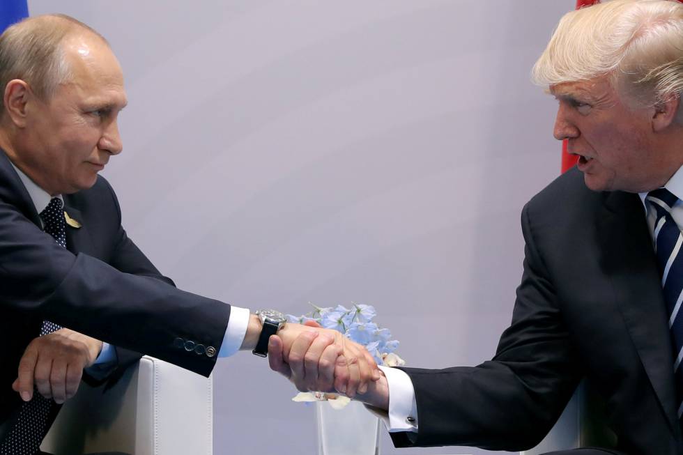 Donald Trump y Vladímir Putinen su reunión oficial en el G-20.