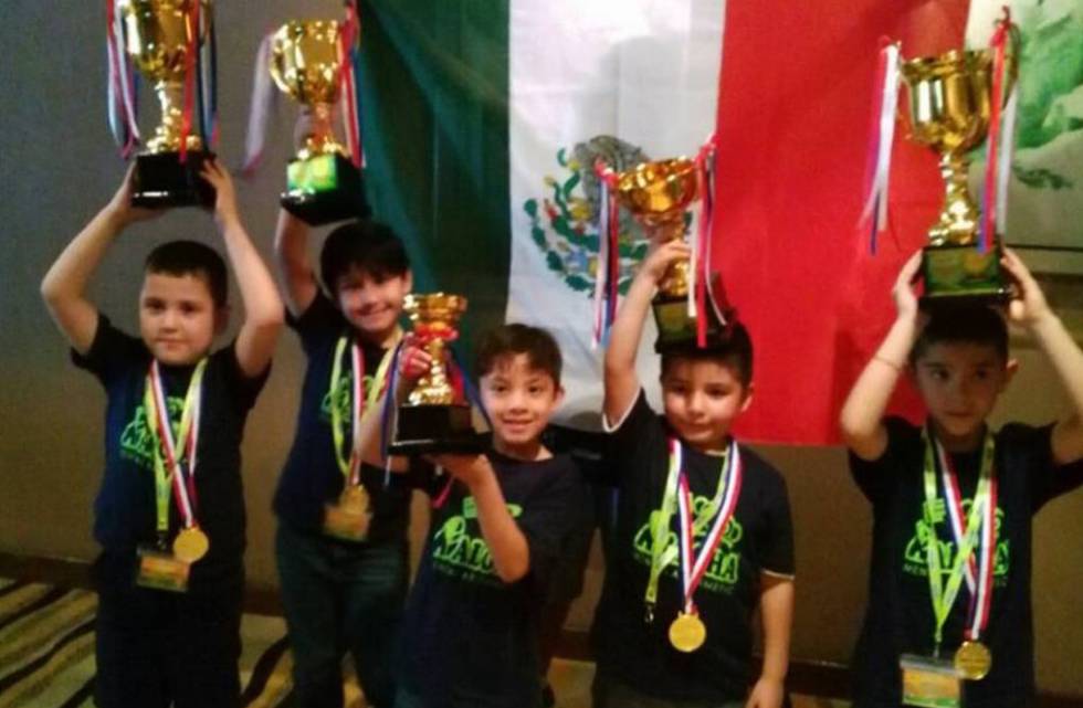 Cinco nií±os mexicanos, entre los premiados en un concurso mundial de cálculo mental