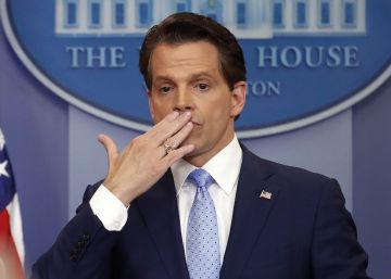 El director de comunicación de la Casa Blanca limpia su cuenta en Twitter